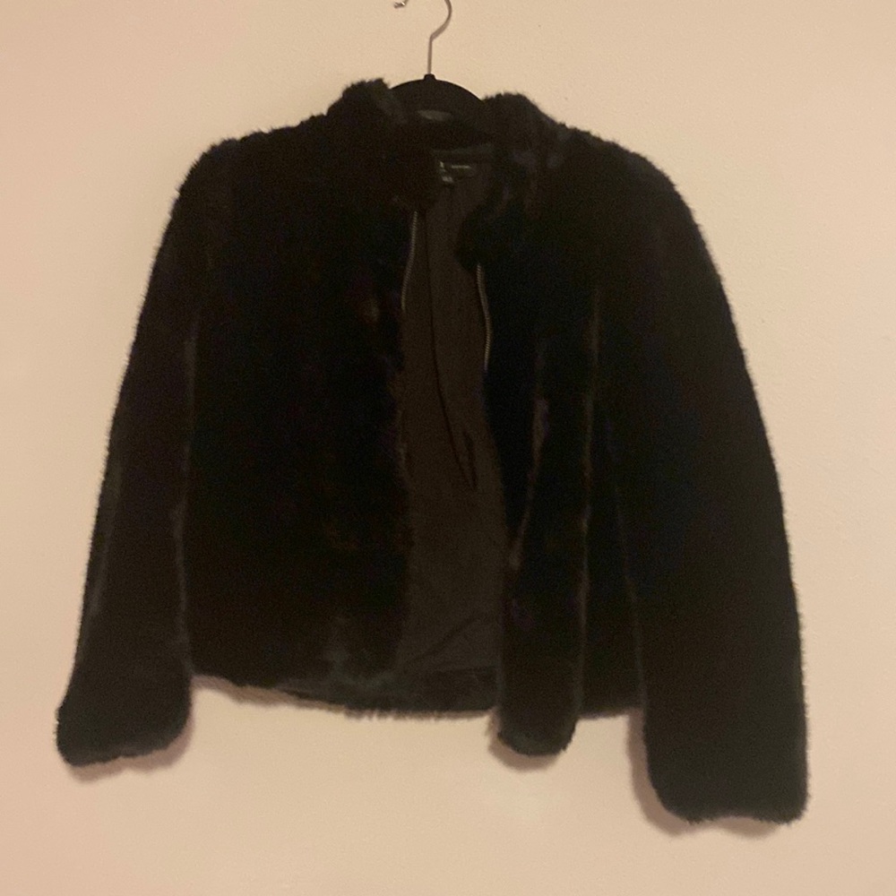 zara cropped black faux fur zip up jacket size M black